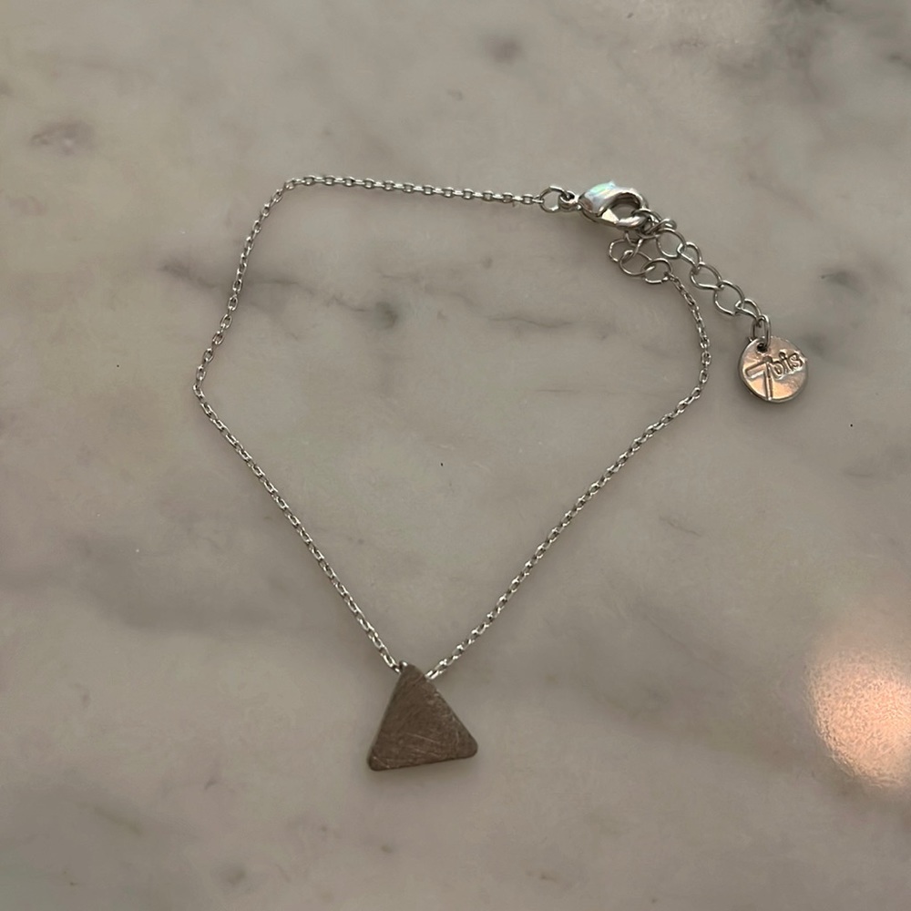 Faux Silver Triangle Anklet